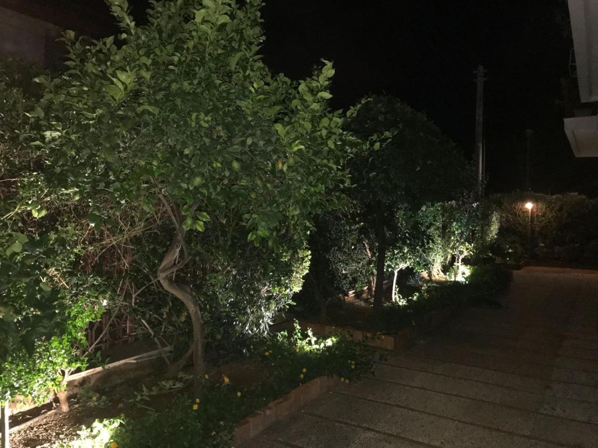 Holiday & House - Imparato Carini Costa Verde Bagian luar foto